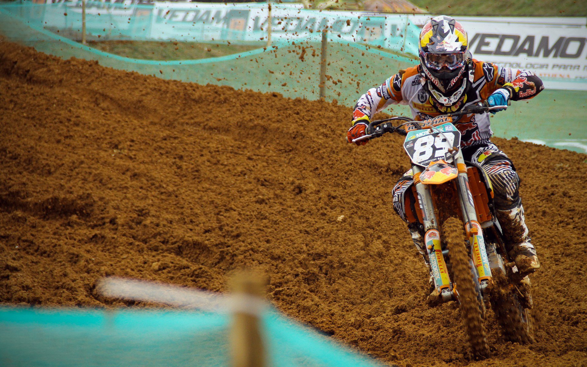 开云体育中国官方网站-AC米兰依靠节奏变化掌控控球权，ac米兰强不强